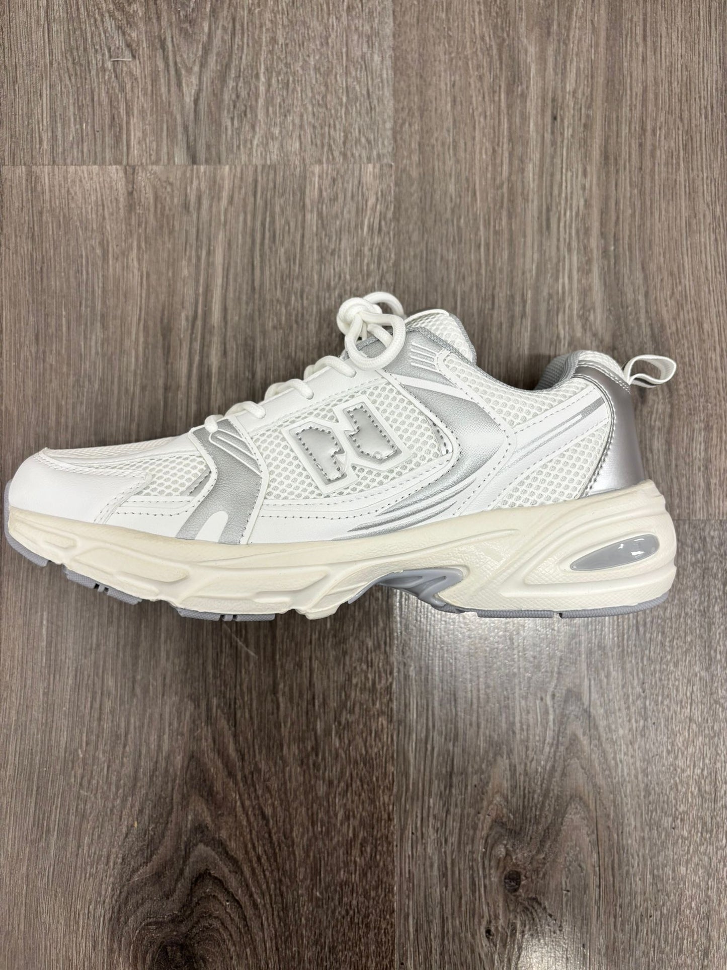 Two Tone Trainer in 4 colours