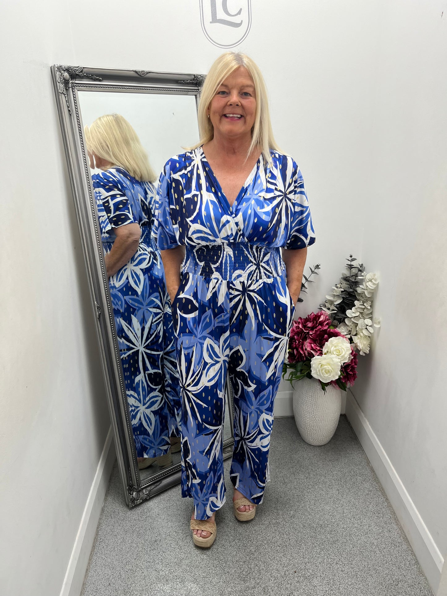 Roisin in 3 colours