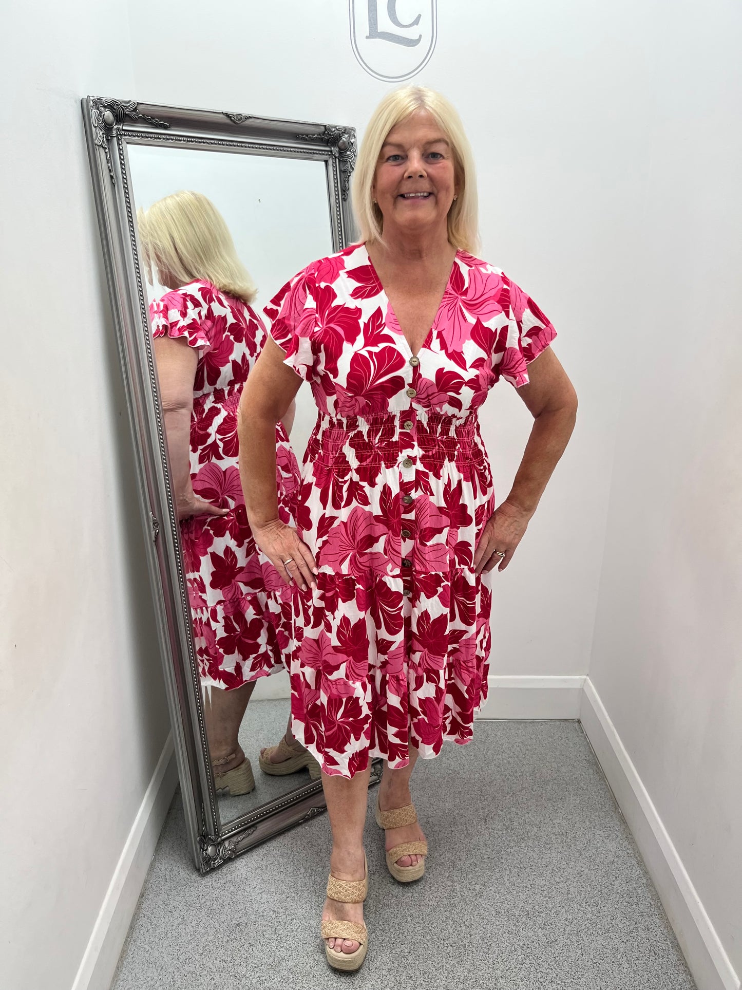 Ellen in 3 colours
