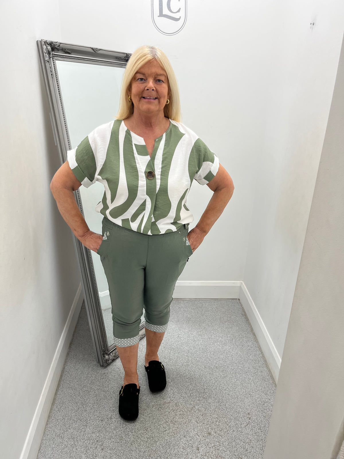 3/4 Trousers with printed Turn Up in 6 colours
