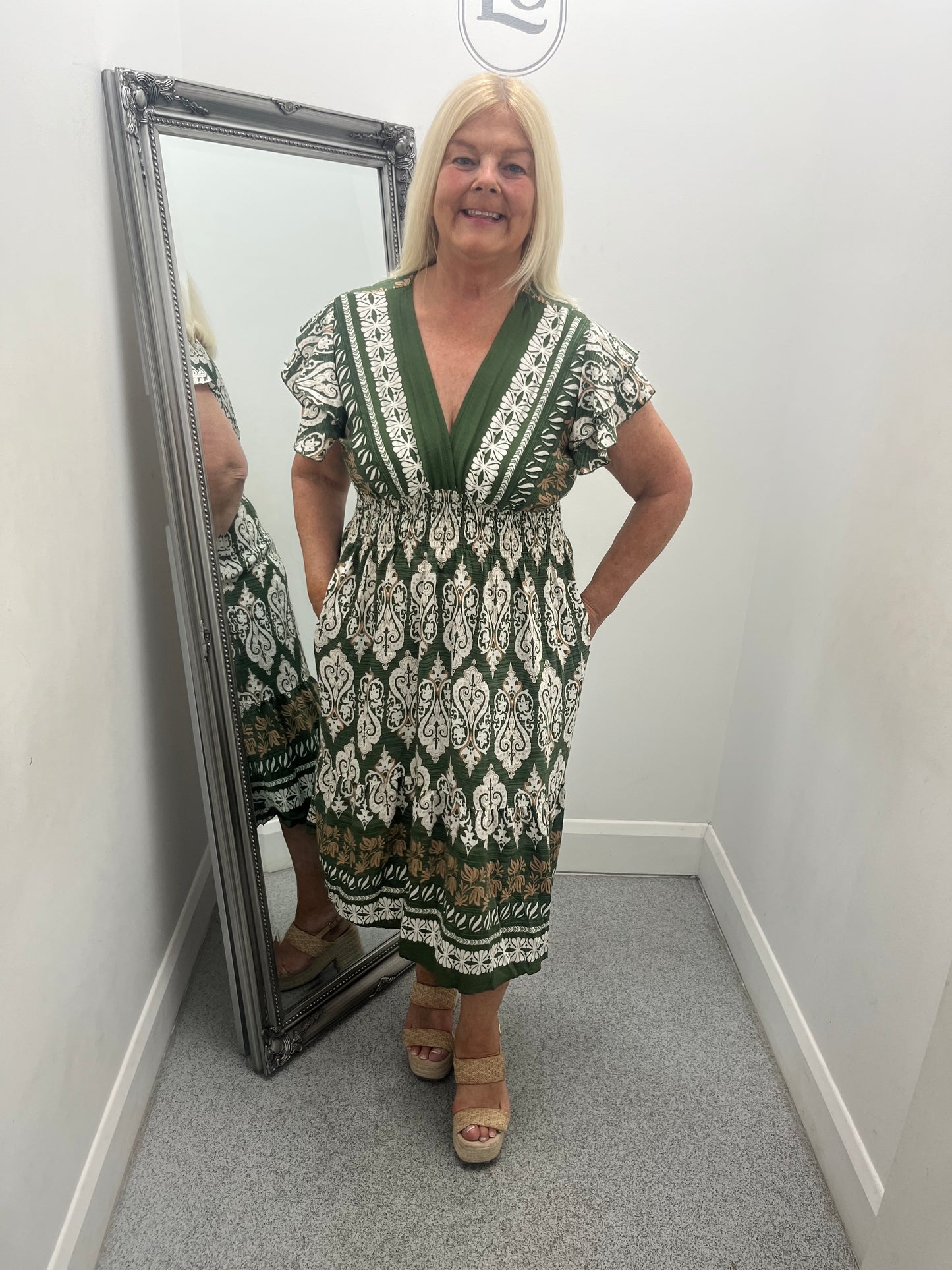 Stacey in 4 colours