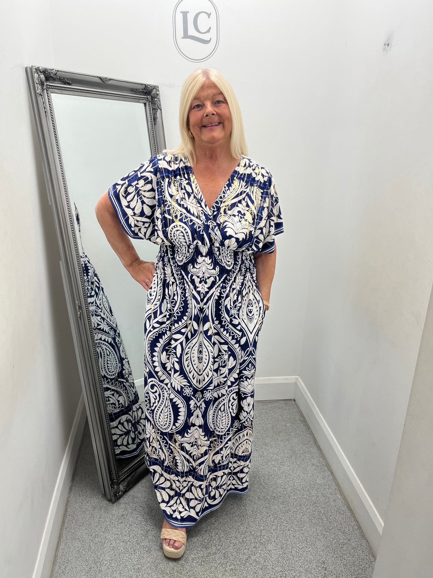 Mandy in Royal