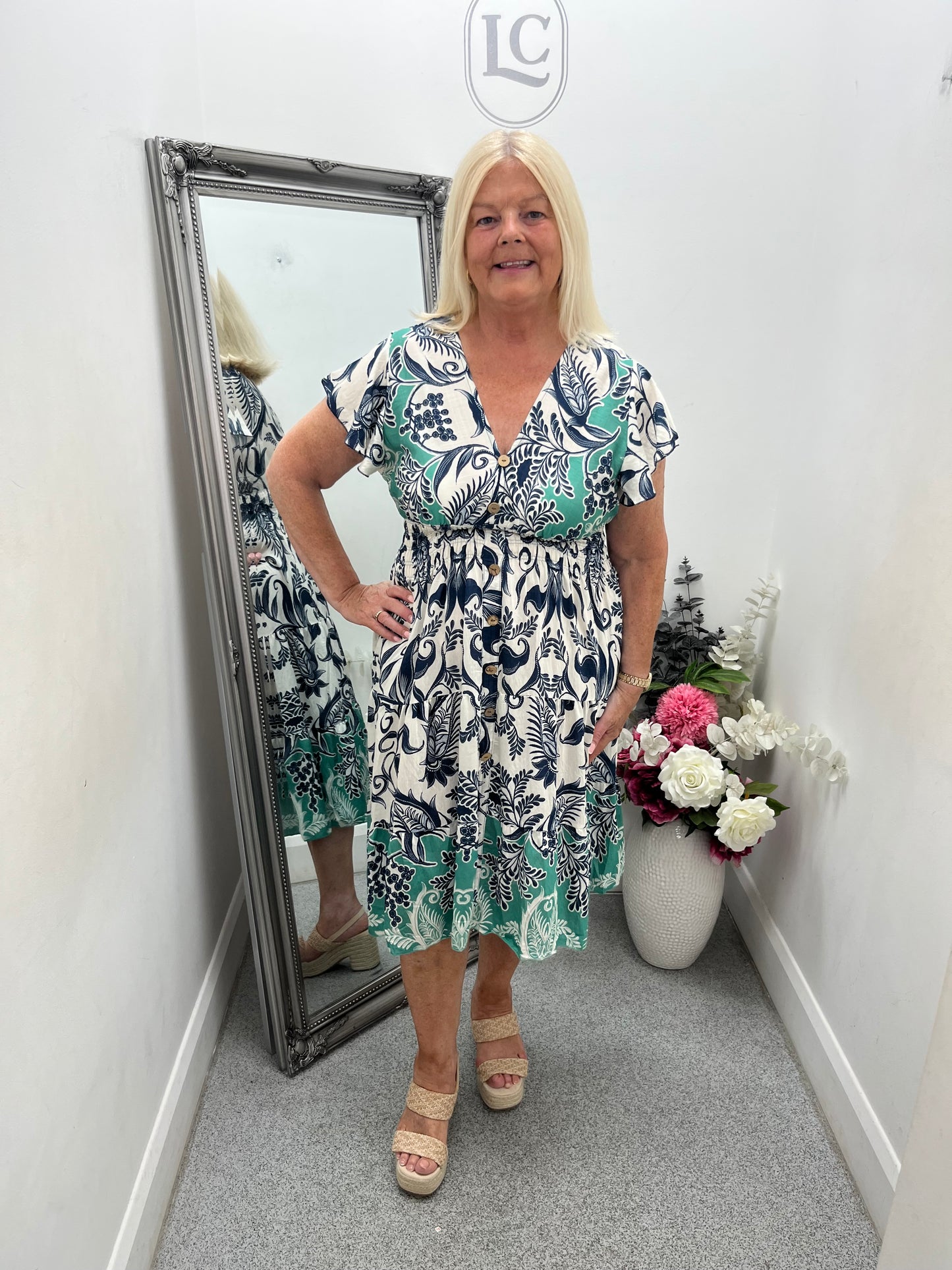 Suzanna Navy