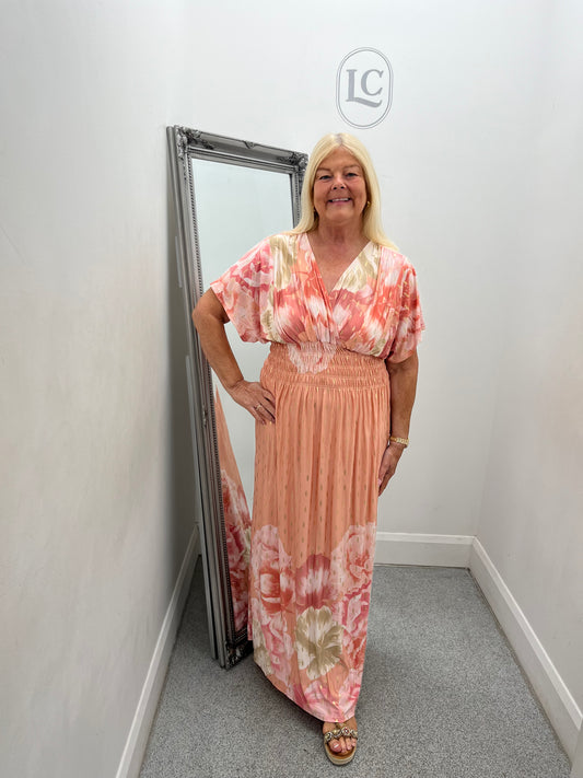 Siobhan in peach