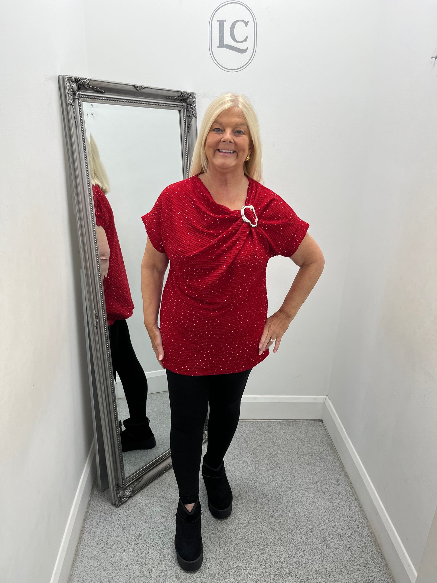 Brooch Sequin Top in 4 colours