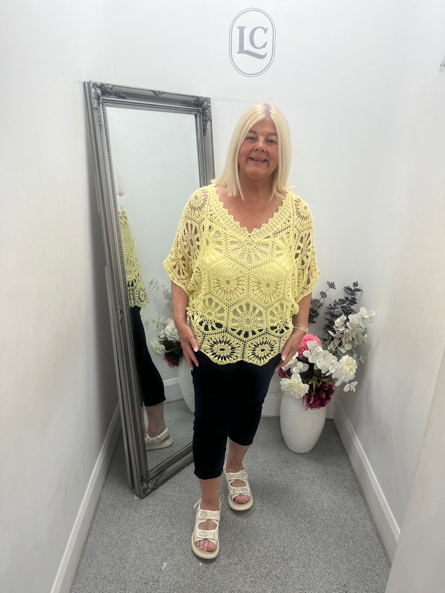 Tina in Lemon